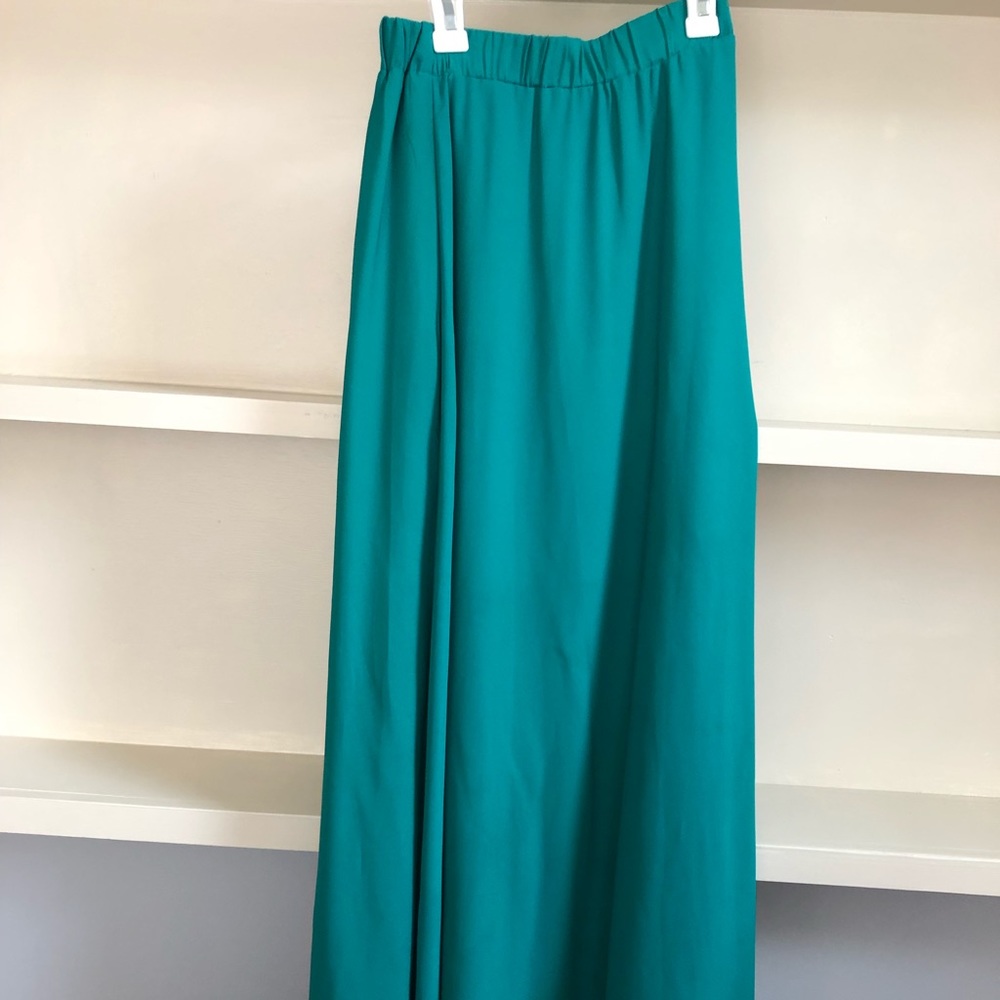 Turquoise high waisted skirt